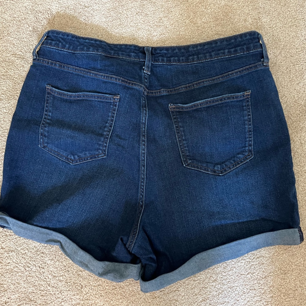 Jean Shorts - Picture 2 of 2